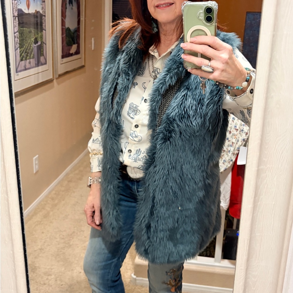 ECI Teal Faux Fur Vest Long Sleeveless - Med / Large Womens